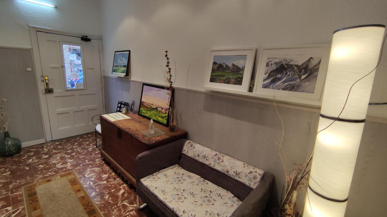 Hostal Escartin Sabiñánigo Eksteriør billede